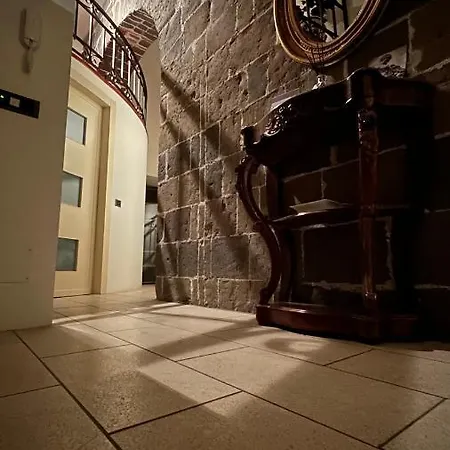 Ercole Luxury Flat 아파트 세사 아우룬카