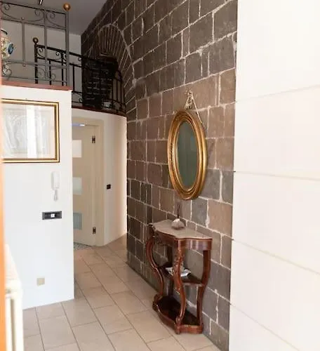 Ercole Luxury Flat アパート セッサ・アウルンカ